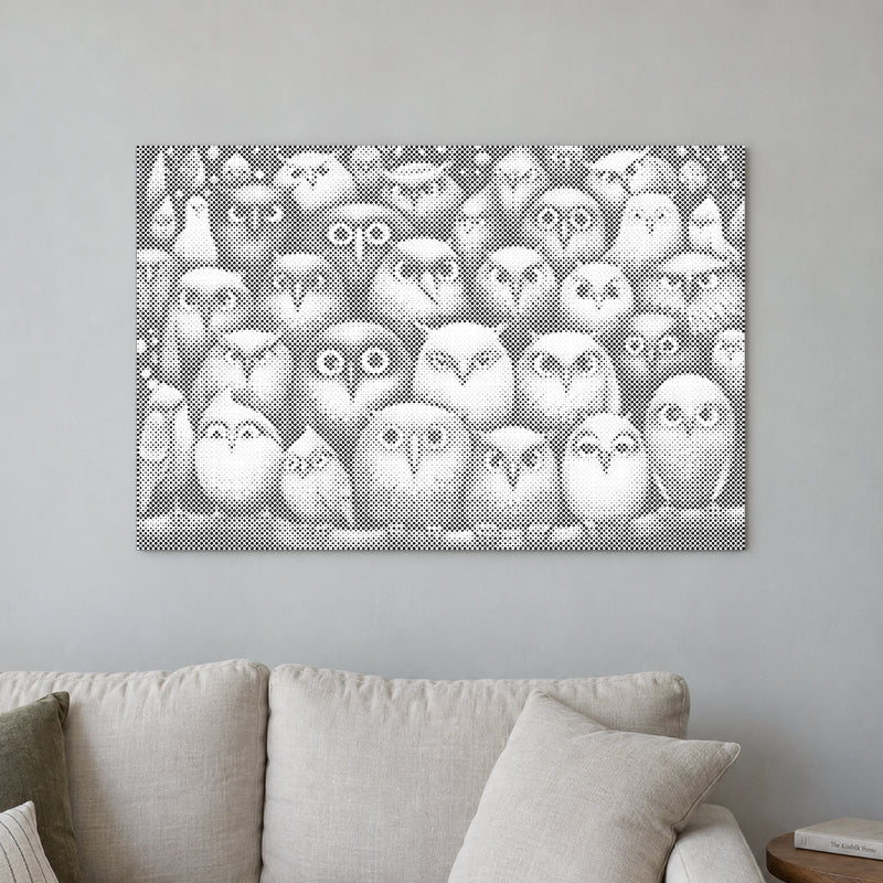Stippenschilderij “Vogels Vogels Vogels”, aan een lichte muur in een kamer met zacht daglicht.