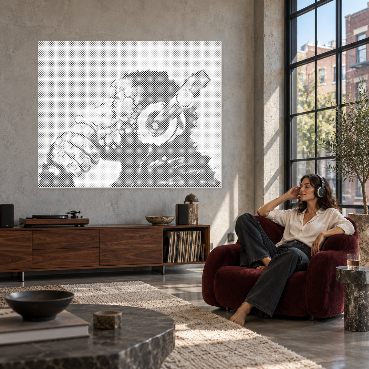 Stippelschilderij van een aap met koptelefoon in een muzieklounge met een vrouw die via een koptelefoon luistert.